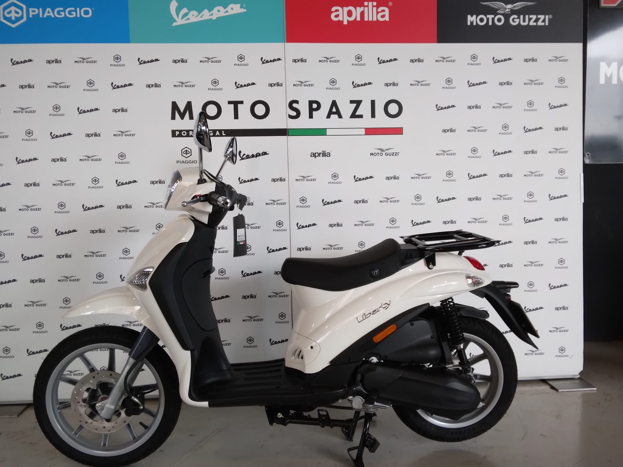 Cinco césped Genuino PIAGGIO - Liberty 50 Delivery | Piaggio, Vespa, Aprilia, Moto Guzzi